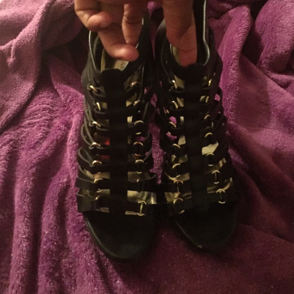 Fabulous Cosmopolitan heels😘