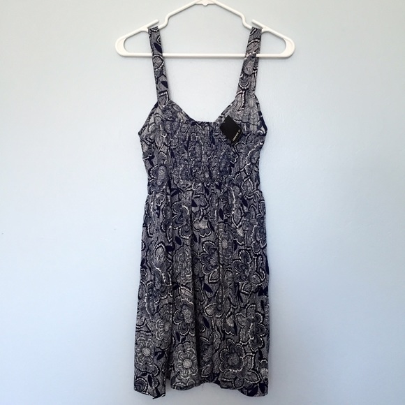 F21 Fit and Flare Blue Floral Dress - Picture 3 of 3