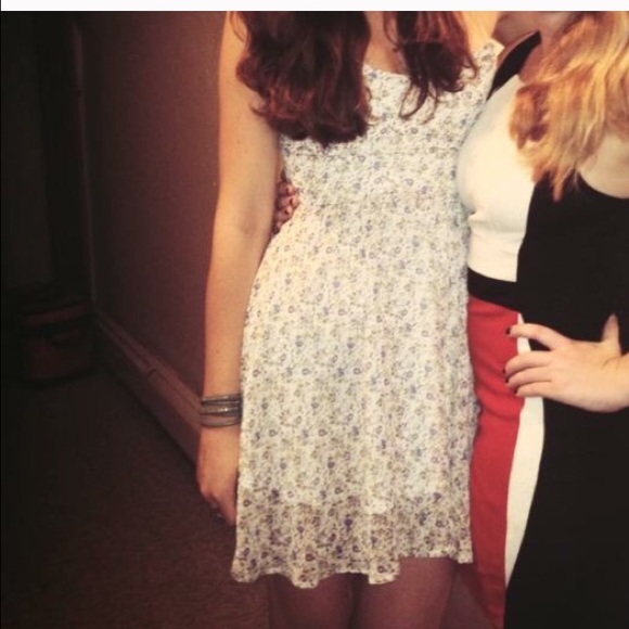 Floral strapless dress