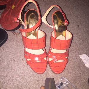 Micheal Kors heels