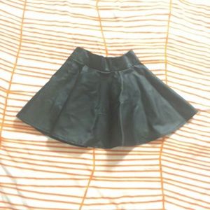 BLACK FAUX LEATHER SKATER SKIRT