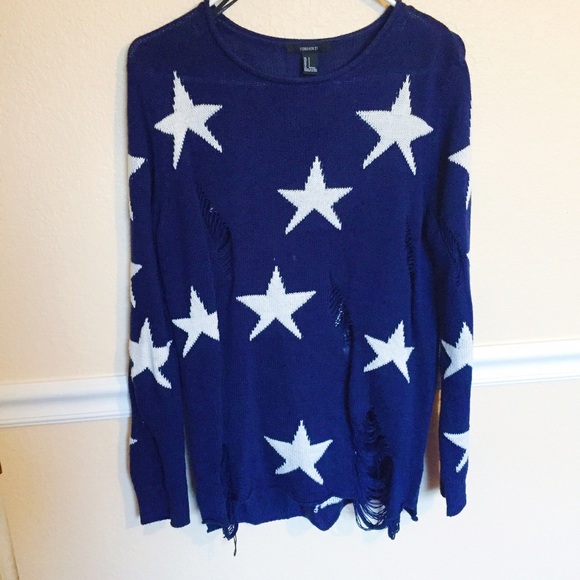 Star distressed sweater