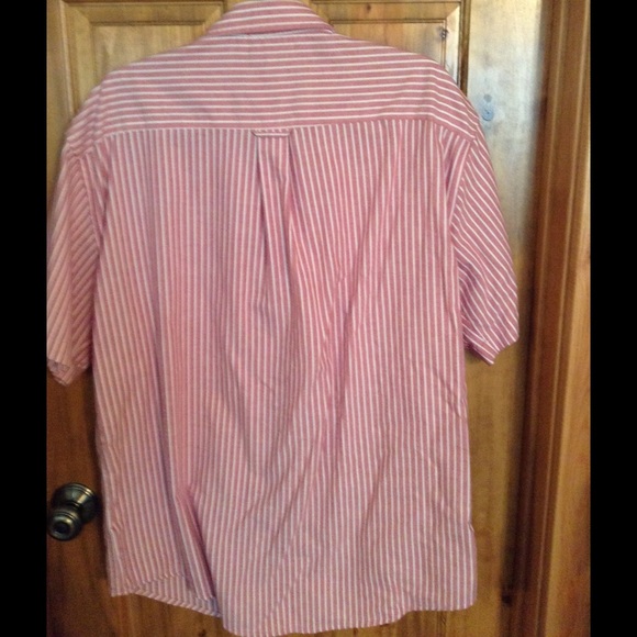 Top button up - Picture 3 of 3