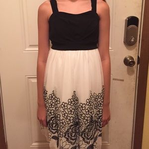 Black and white dress Size 0