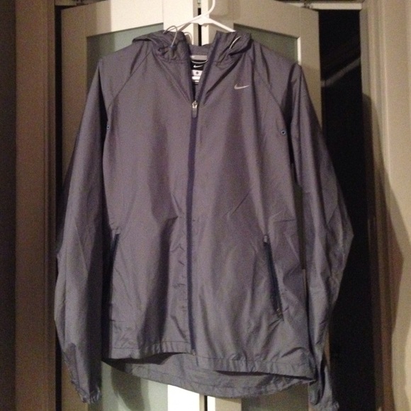 Women's Nike Running or Rain Jacket