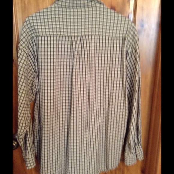 Button down top - Picture 3 of 3
