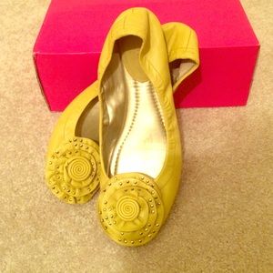 Yellow leather flower flats