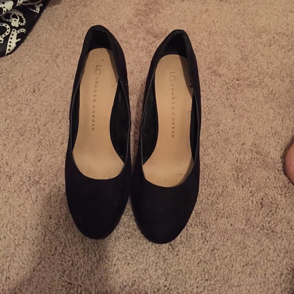 Black LC suede pumps ❤️FINAL PRICE❤️
