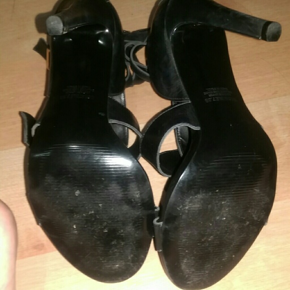 Steve Madden Black Heels - Picture 3 of 4