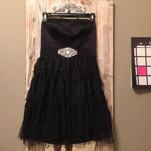 * Homecoming * Black dress