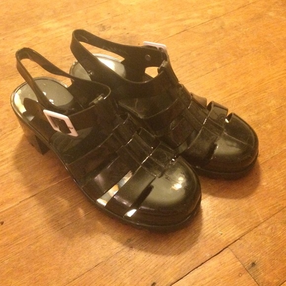Heeled jelly sandals