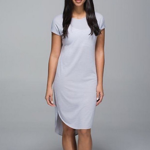 Lululemon Retreat Dress Grey Size 6 Reversible nwt