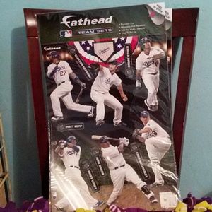 2 sets of Dodger fat heads for your wall.