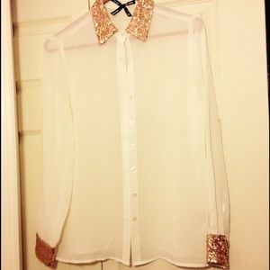 Blouse with gold sequins