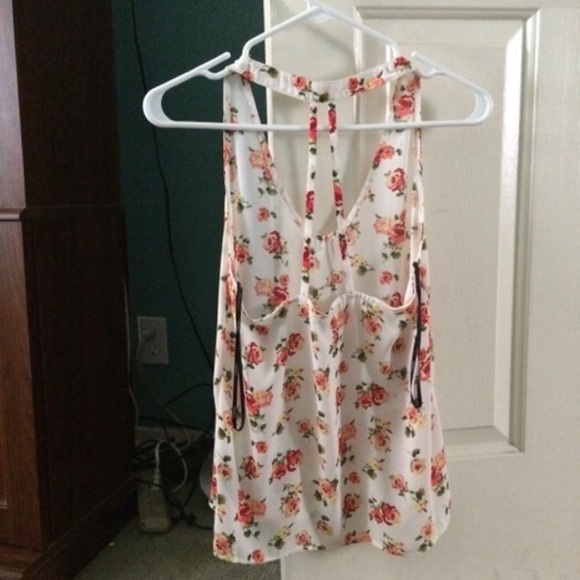 Forever 21 halter - Picture 2 of 2