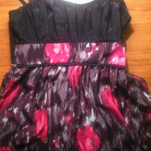 Blurred pattern dress