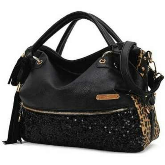 Sexy patterns purse