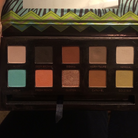 RESERVED !? MAYA MIA PALETTE