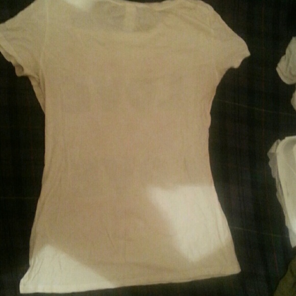 T-Shirt - Picture 2 of 2