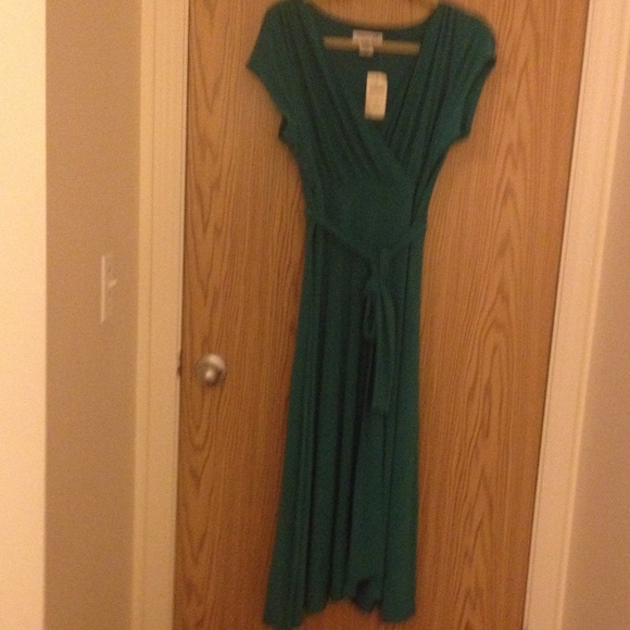Coldwater Creek Green Dress Flowing