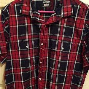 Express short sleeve button down