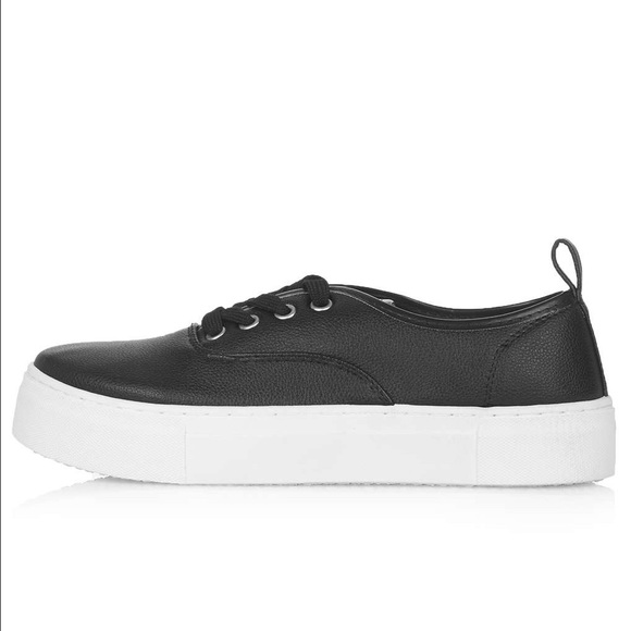 Black and white Topshop Flatform Sneakers