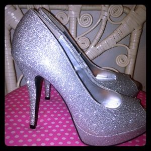 Fioni Night Silver Heels