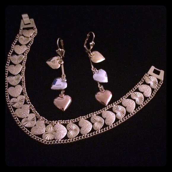 Give me love earrings