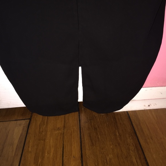 black oversized top - Picture 4 of 4