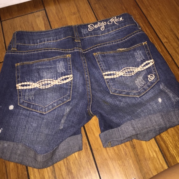 shorts - Picture 3 of 3