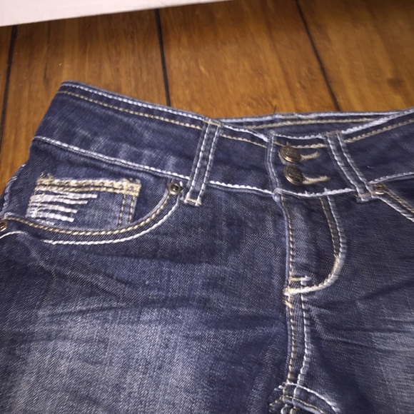shorts - Picture 2 of 3
