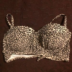 Gray leopard print bathing suit top
