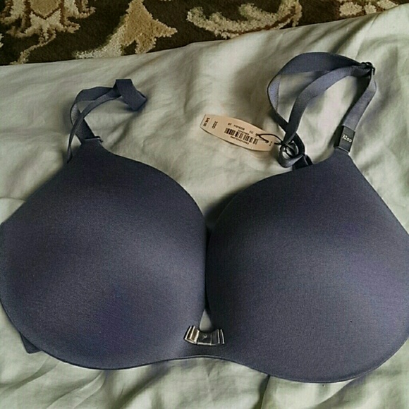 Victoria's Secret Plunge bra 32dd