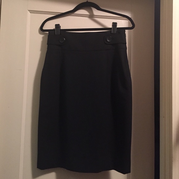 Black pencil skirt
