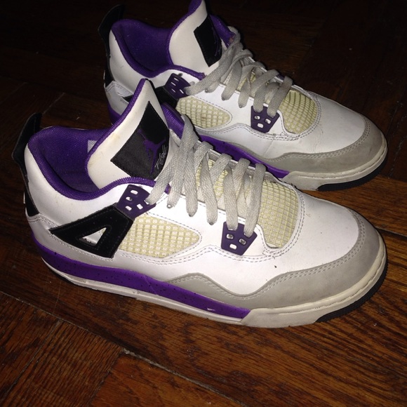 Air Jordan 4