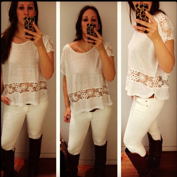 Club Monaco Tops - 🚫SOLD🚫Club Monaco White Linen Crochet Top