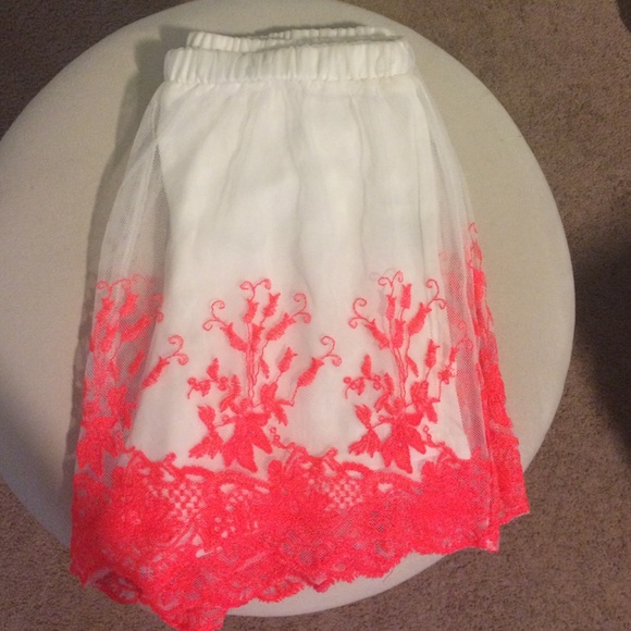 Shorts - Picture 2 of 2