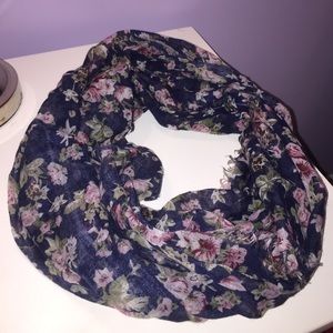 Infinity scarf