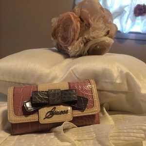 Guess wallet
