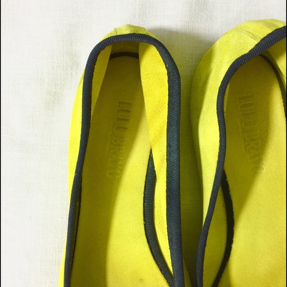 NEW Lulu Bravo Bright Yellow Suede Flats - Picture 2 of 4
