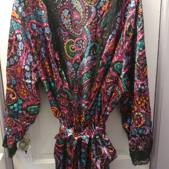 Teddy/Nighty with matching robe. Lingerie