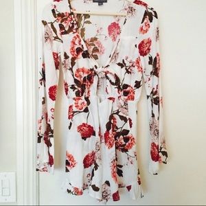 ❌sold ❌ Kendall and Kylie romper