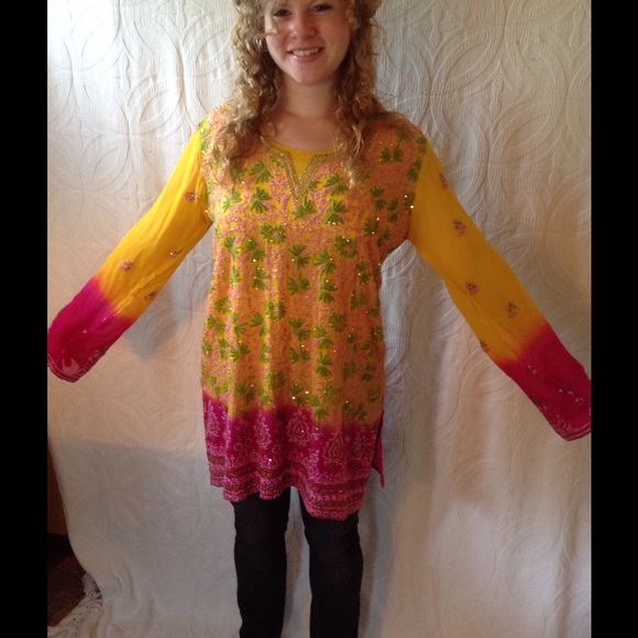 Womens beaded dip dyed tunic size medium to large.