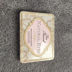 Too faced natural eyes