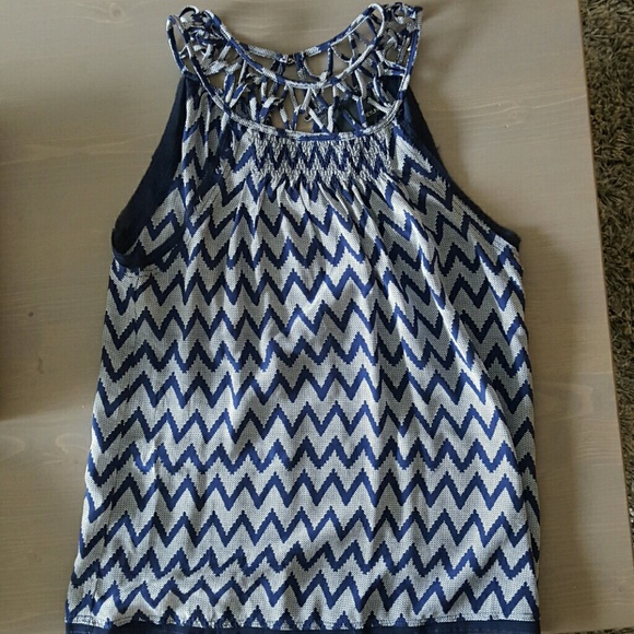 Brand 🆕! Bloomingdales silk top