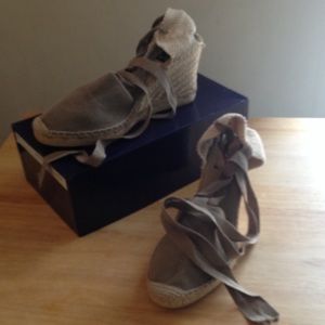 Beige espadrilles