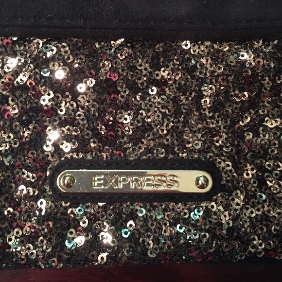 Express wristlet - Picture 2 of 3