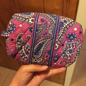 Vera Bradley RETIRED Boysenberry Medium Cosmetic