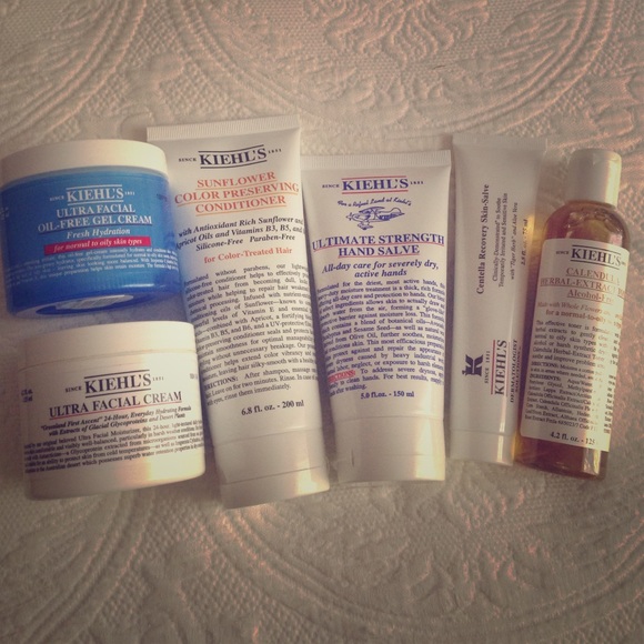 Kiehls Mega Bundle! All brand new !!