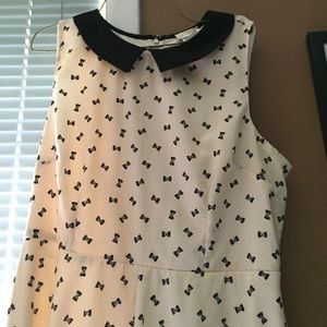 Vintage style bow dress with collar